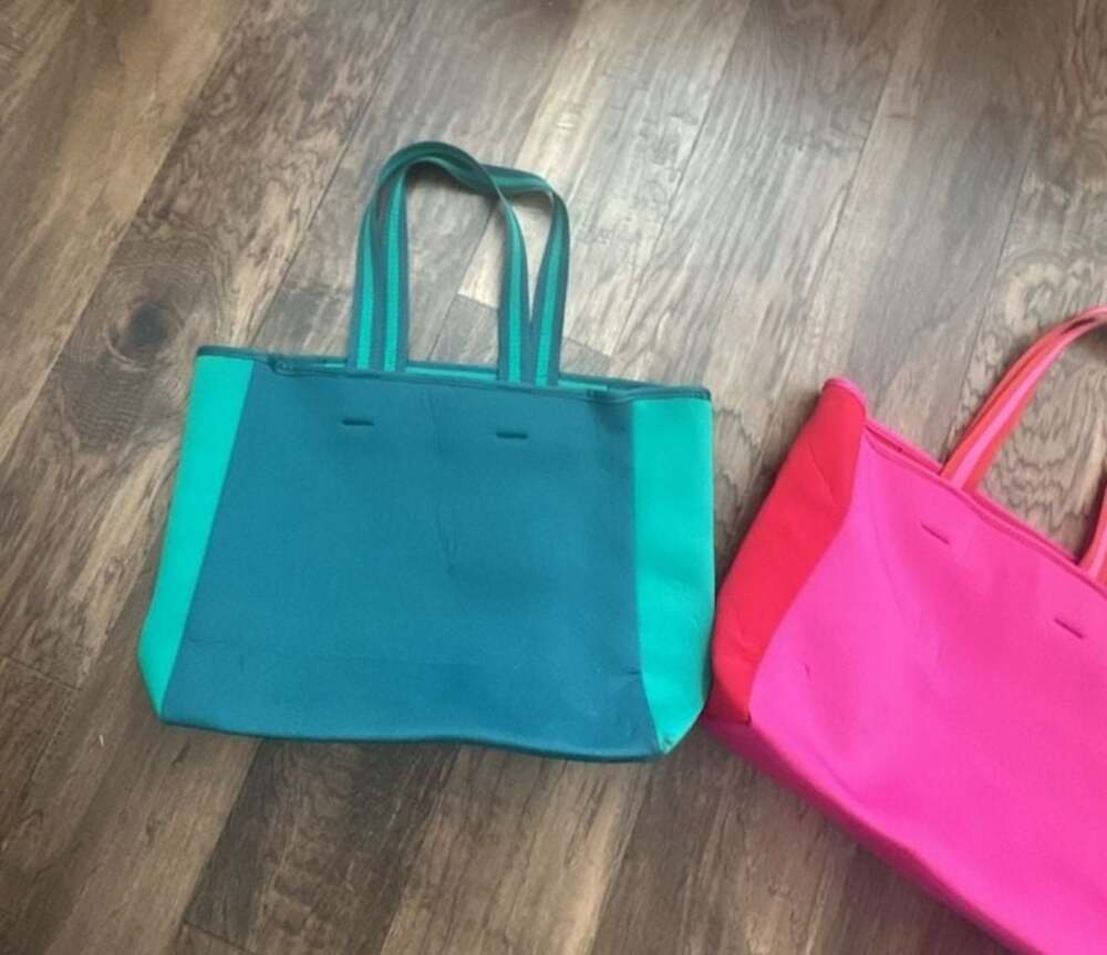 Summersalt The Perfect Neoprene Beach Tote Bag- Set of 2 - Picture 4 of 8